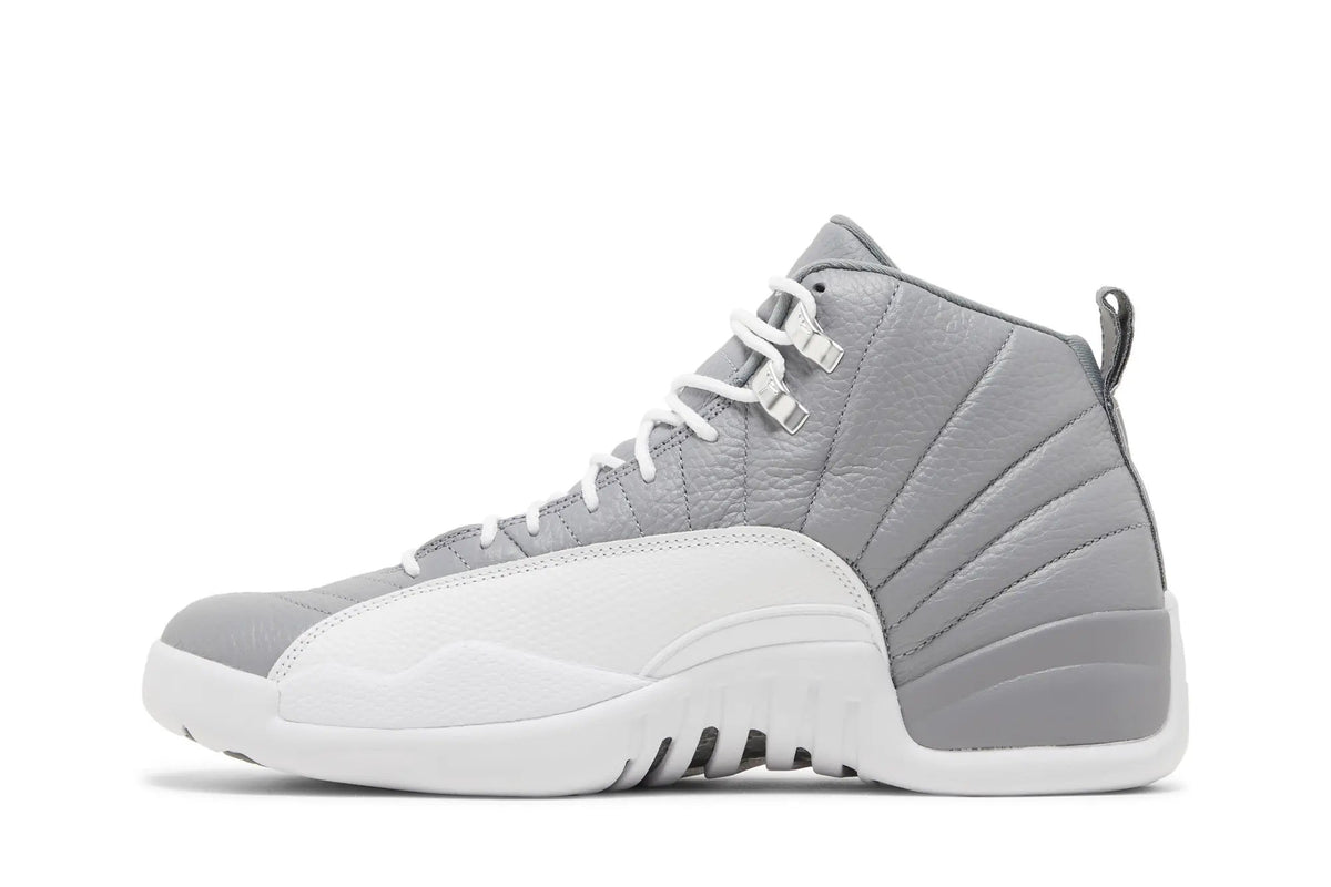 Jordan 12 Retro 'Stealth'